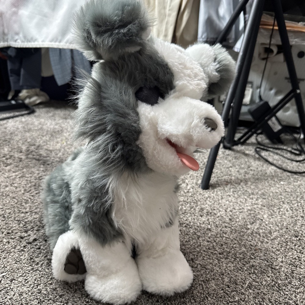 FurReal Friends Ricky the Trick Lovin' Puppy Hasbro Working Grey White-Dog